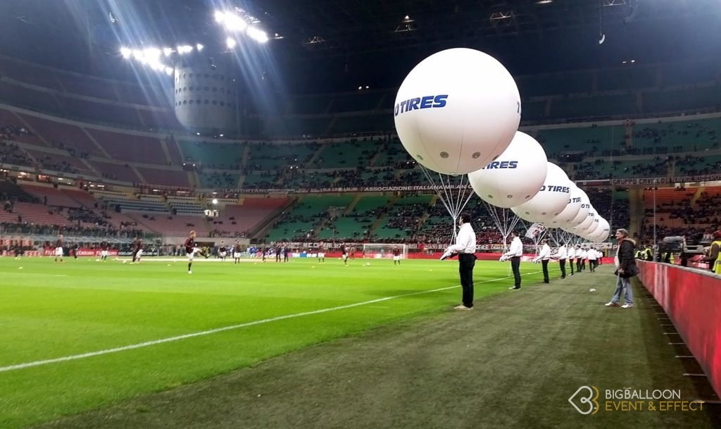 Palloni aerostatici per coreografia Stadio Milano - BigBalloonGroup